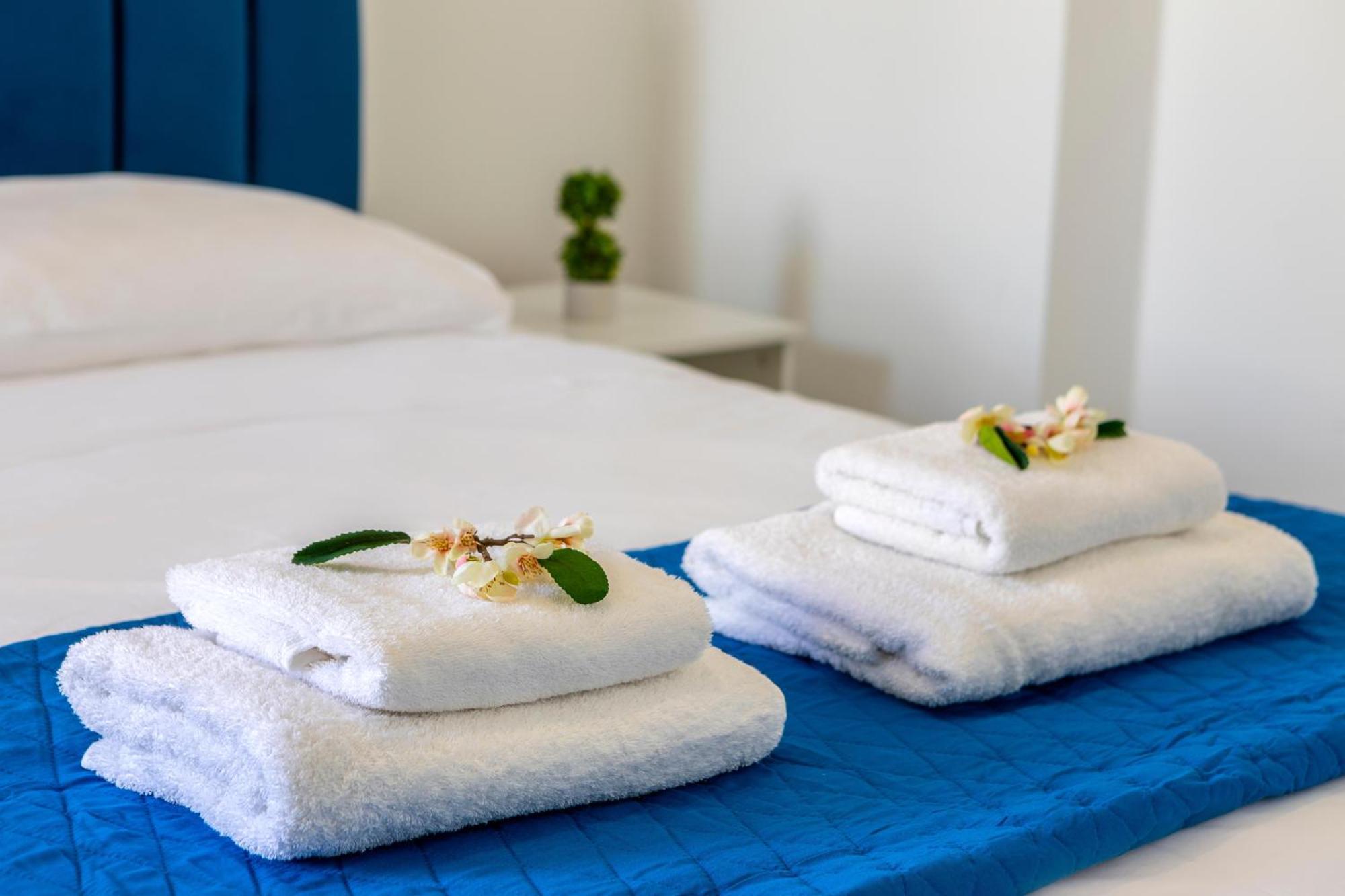 Airbnsea Centre Side Sea View Λάρνακα